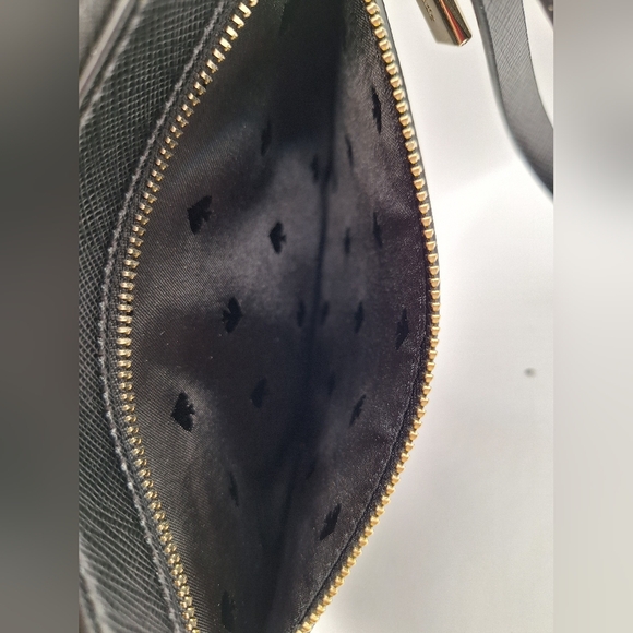 Kate Spade New York Saffiano Black Leather Wristlet Zip Clutch - Picture 4 of 7